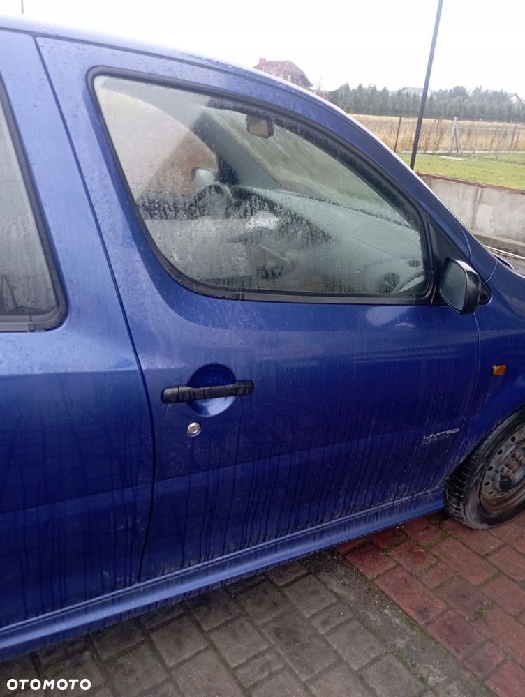 DAIHATSU YRV DRZWI PRAWE PRZEDNIE PRZÓD GOŁE - 1