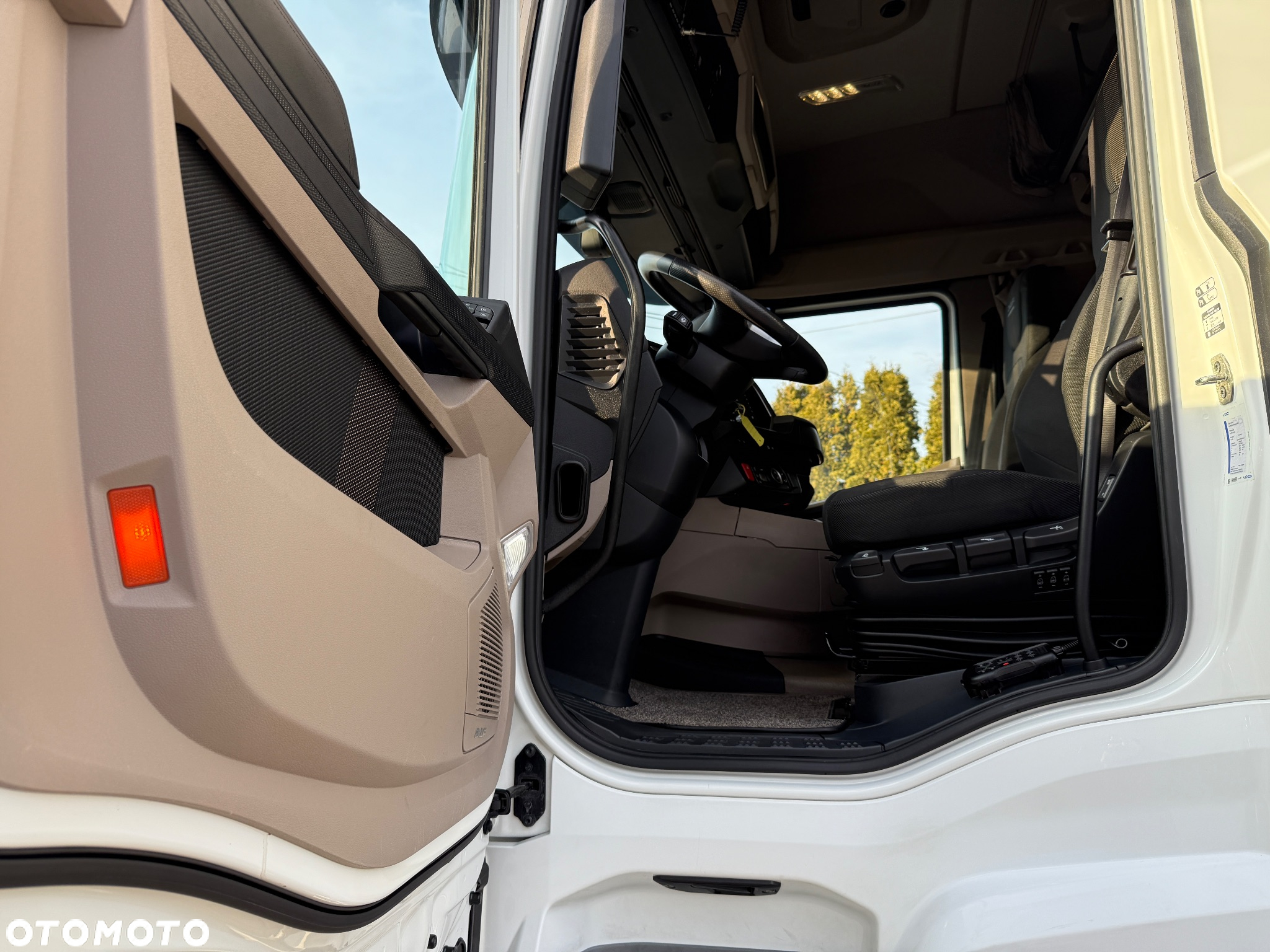 DAF XG - 26