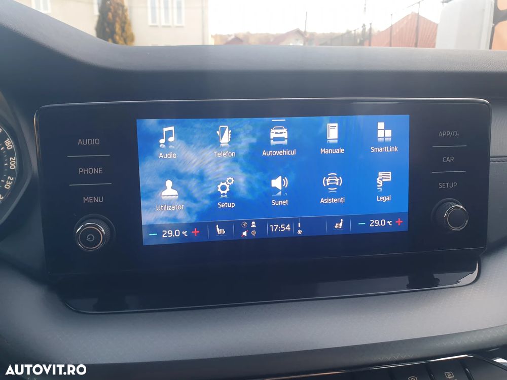 Skoda Octavia 2.0 TDI DSG Ambition - 24