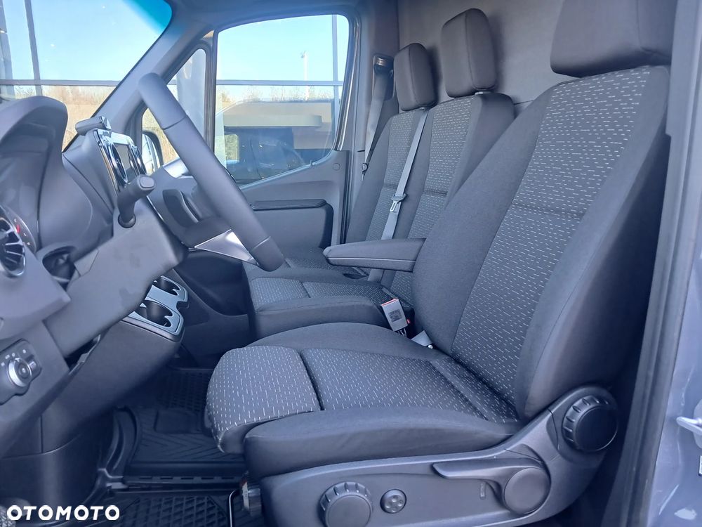 Mercedes-Benz Sprinter 317 CDI Furgon PRO standard  3665 mm L2H2 - 22
