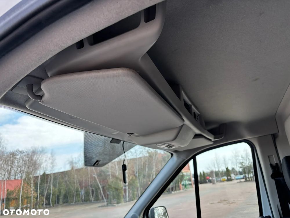 Ford Transit - 23