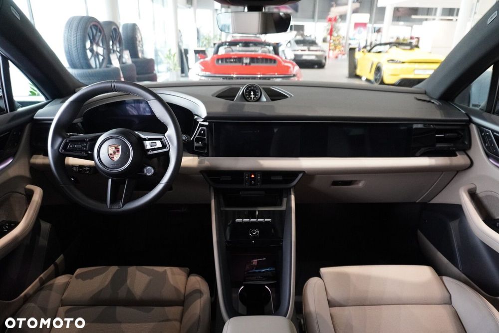 Porsche Macan - 27