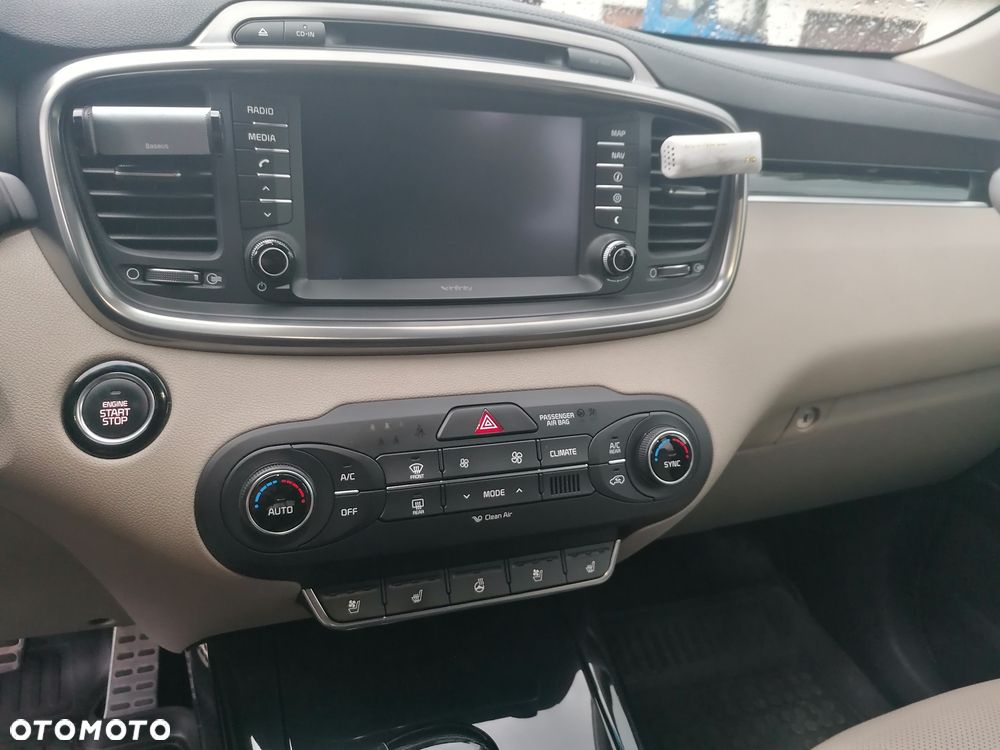 Kia Sorento - 6