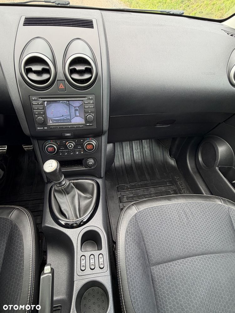 Nissan Qashqai 2.0 360 - 7