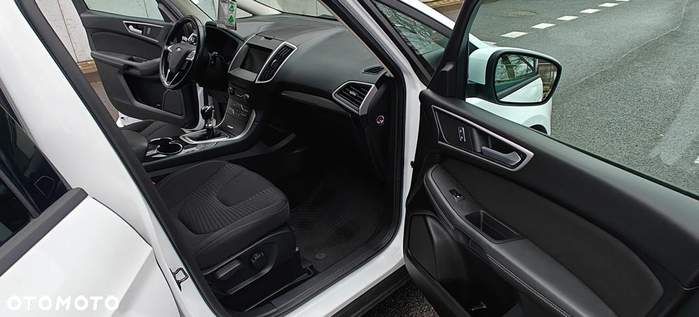 Ford S-Max 2.0 TDCi Trend - 12