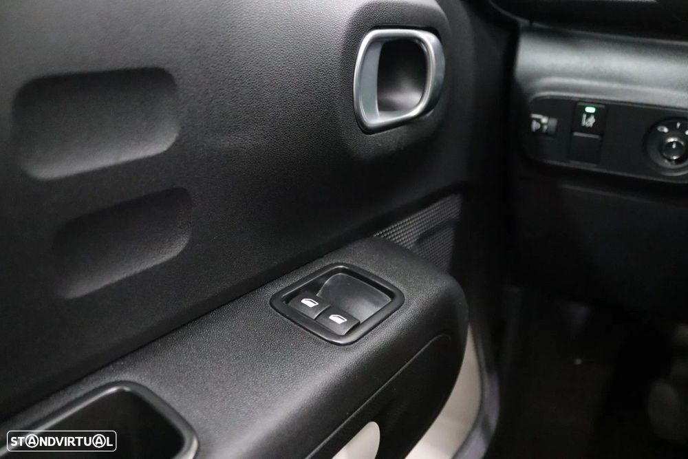 Citroën C3 1.2 PureTech Feel - 11