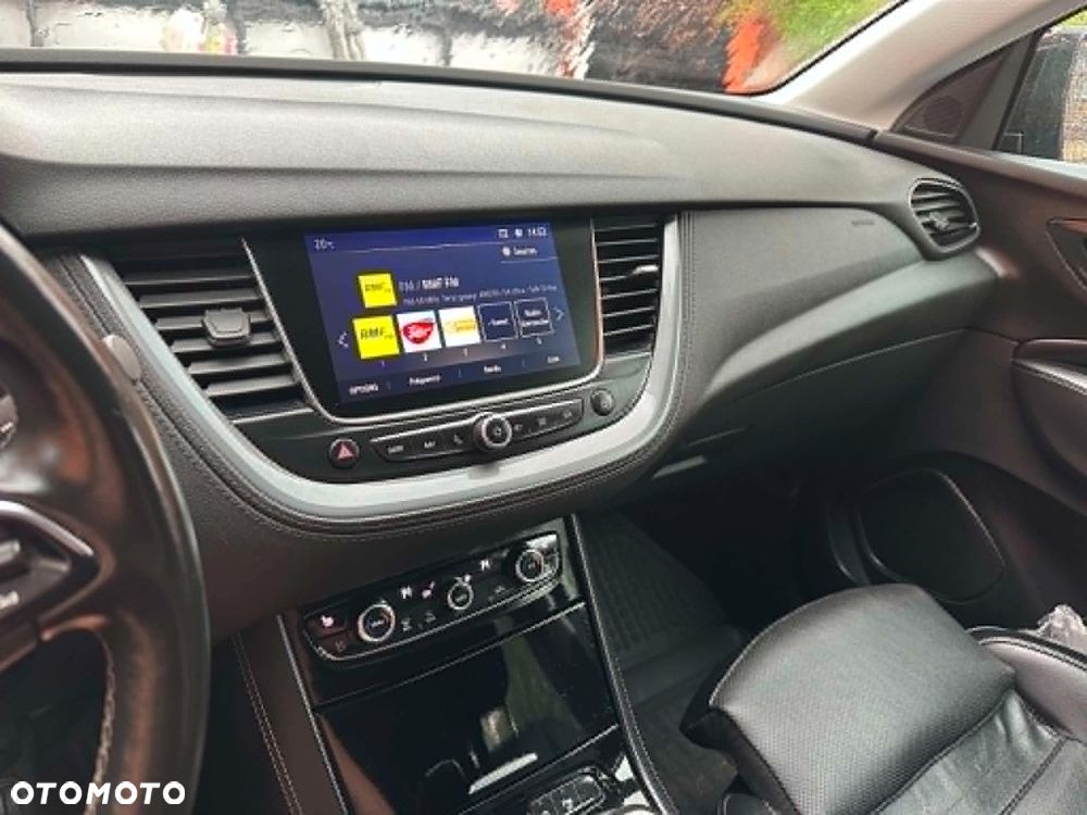 Opel Grandland X 1.2 T Ultimate S&S - 9