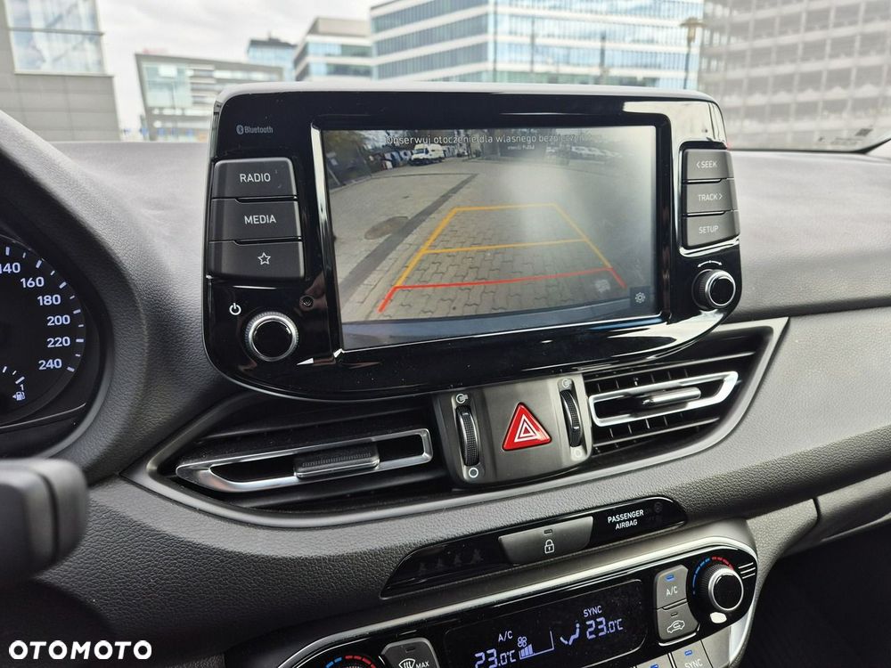 Hyundai i30 1.5 T-GDI 48V Smart - 25