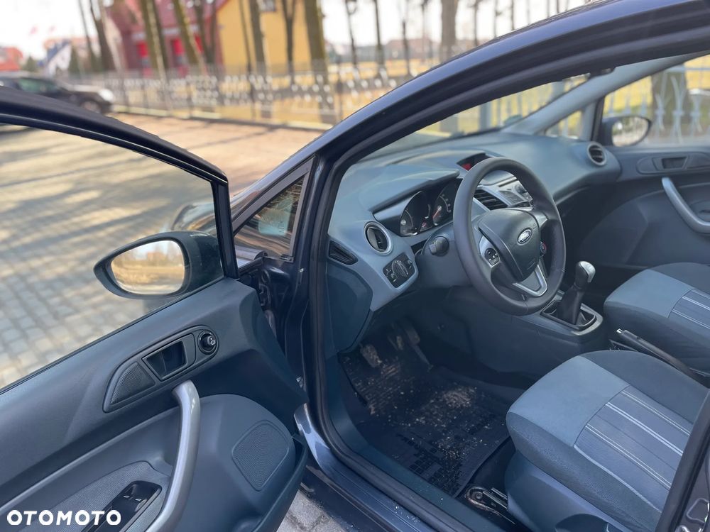 Ford Fiesta 1.25 Trend - 9