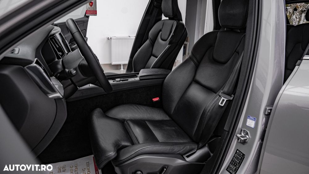 Volvo XC 60 T8 AWD Recharge Plus Bright - 13