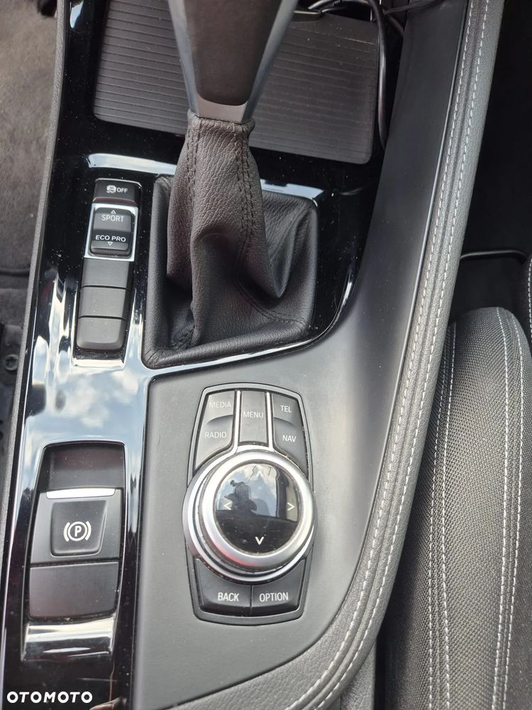 BMW X1 sDrive18d - 17