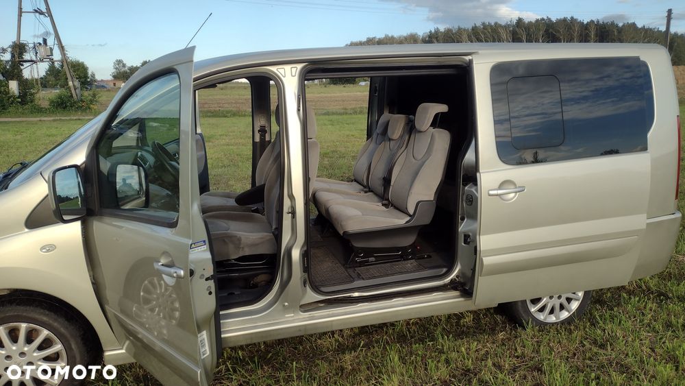 Peugeot Expert - 8