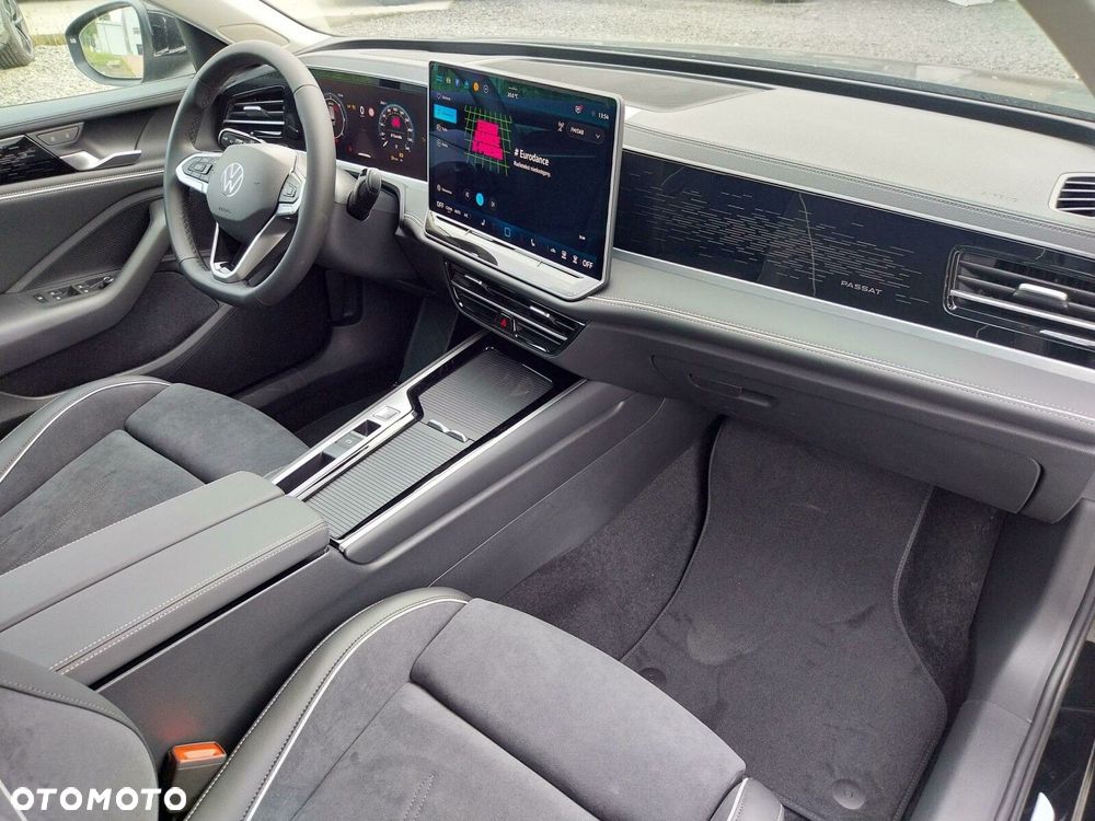 Volkswagen Passat - 16