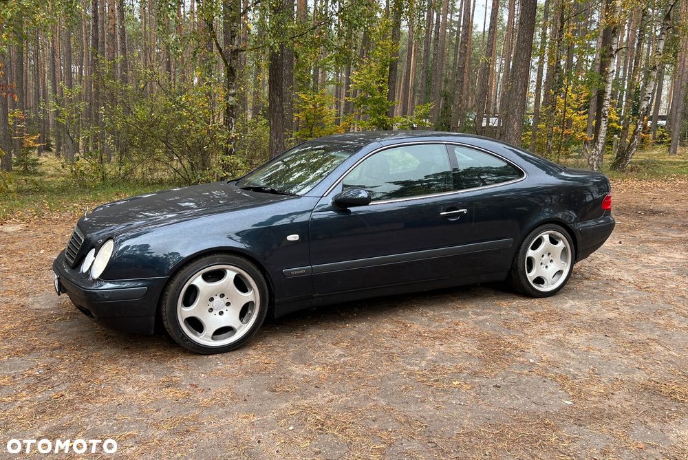 Mercedes-Benz CLK - 11