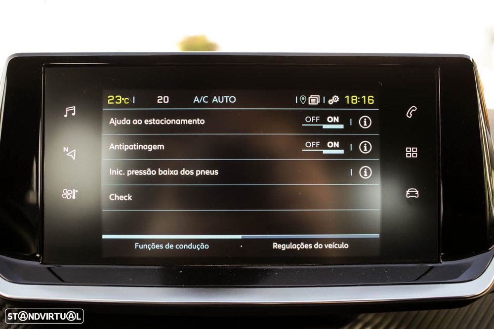 Peugeot e-208 50 kWh Active Pack - 28