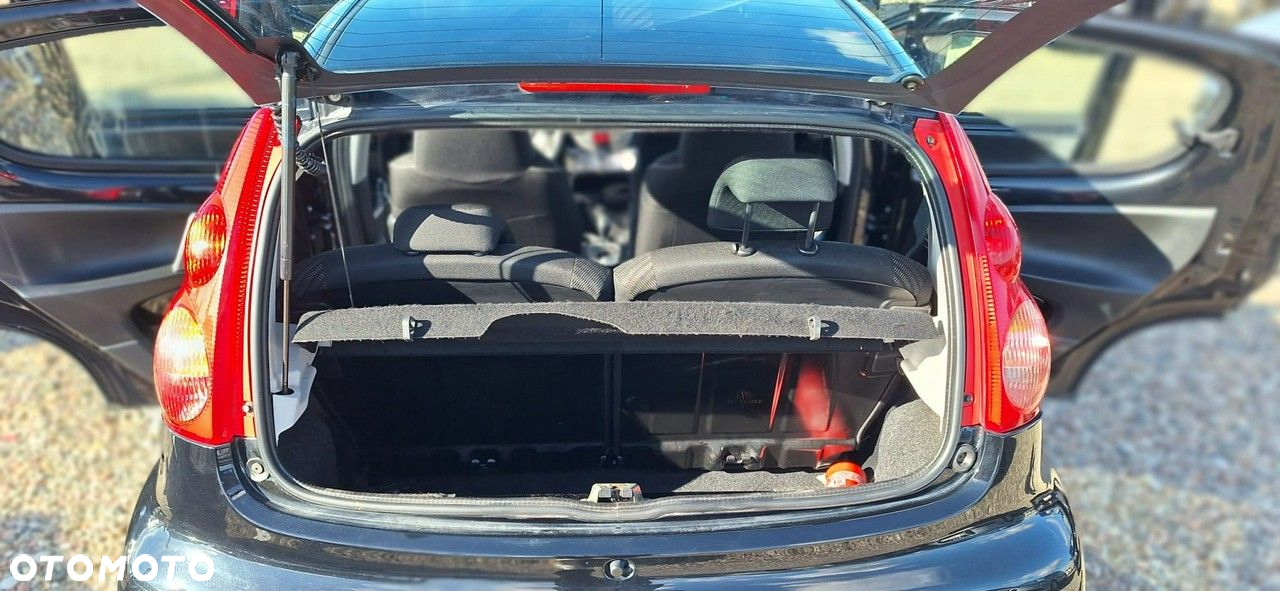 Peugeot 107 - 10