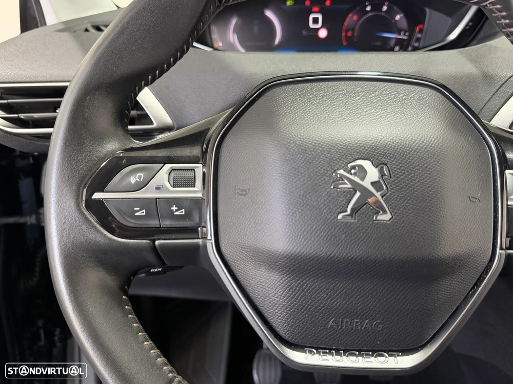 Peugeot 3008 1.5 BlueHDi Active - 24