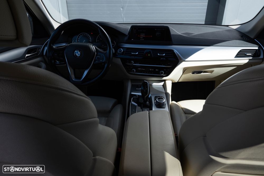 BMW 520 d Line Luxury Auto - 11