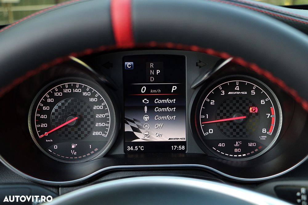 Mercedes-Benz C 43 AMG - 32