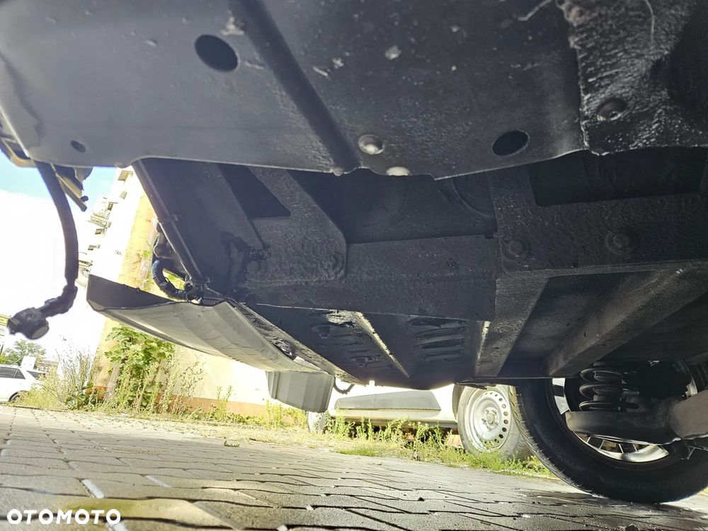 Ford Tourneo Connect 2.0 EcoBlue Titanium - 21
