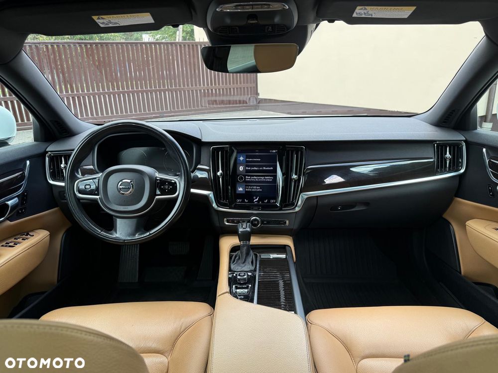 Volvo S90 T5 Momentum - 11