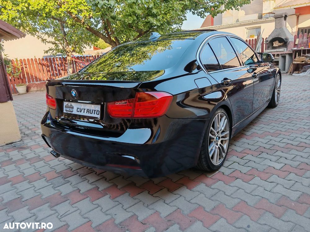 BMW Seria 3 318d Aut. Luxury Line - 7