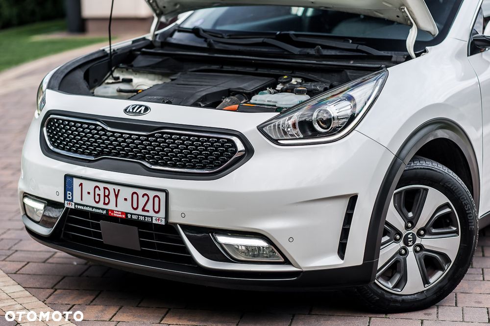 Kia Niro 1.6 GDI Hybrid L - 11
