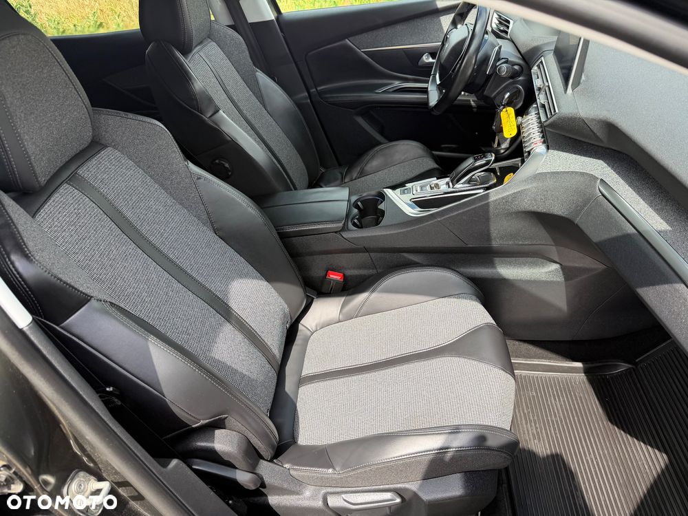 Peugeot 3008 PureTech 130 Stop & Start EAT6 Allure - 19