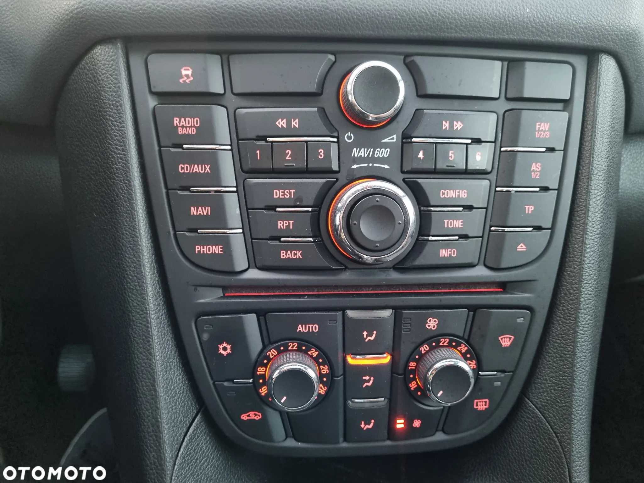 Opel Meriva 1.4 T Cosmo - 17