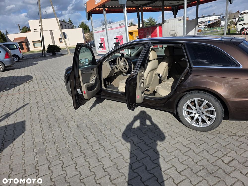 Audi A4 Avant 2.0 TDI - 22