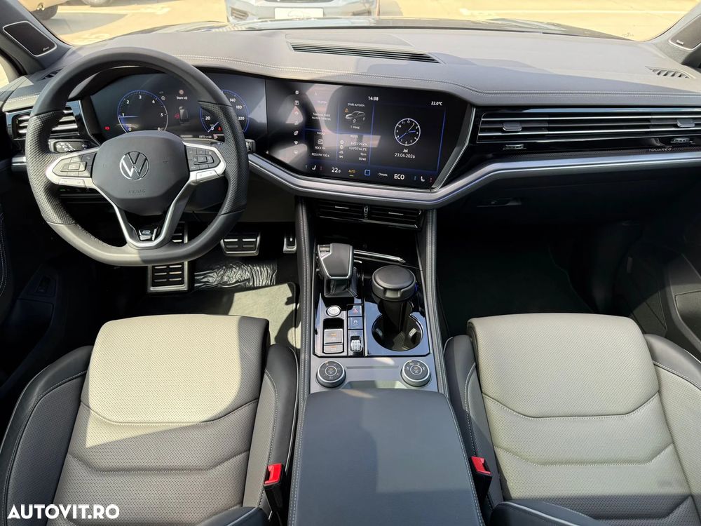 Volkswagen Touareg V6 TDI 4MOTION R-Line - 27