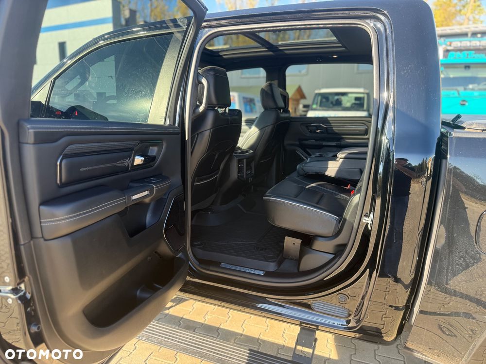 RAM 1500 Crew Cab Limited - 12