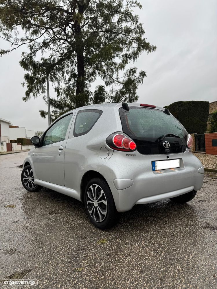 Toyota Aygo 1.0 + AC+VSC - 15