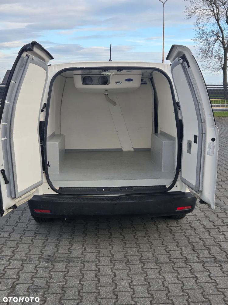 Hyundai H-1 Starex - 6