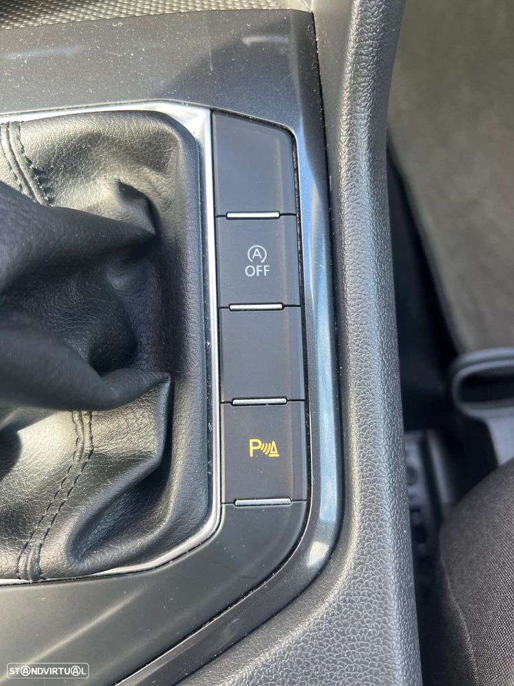 VW Tiguan 1.6 TDI Tech - 29