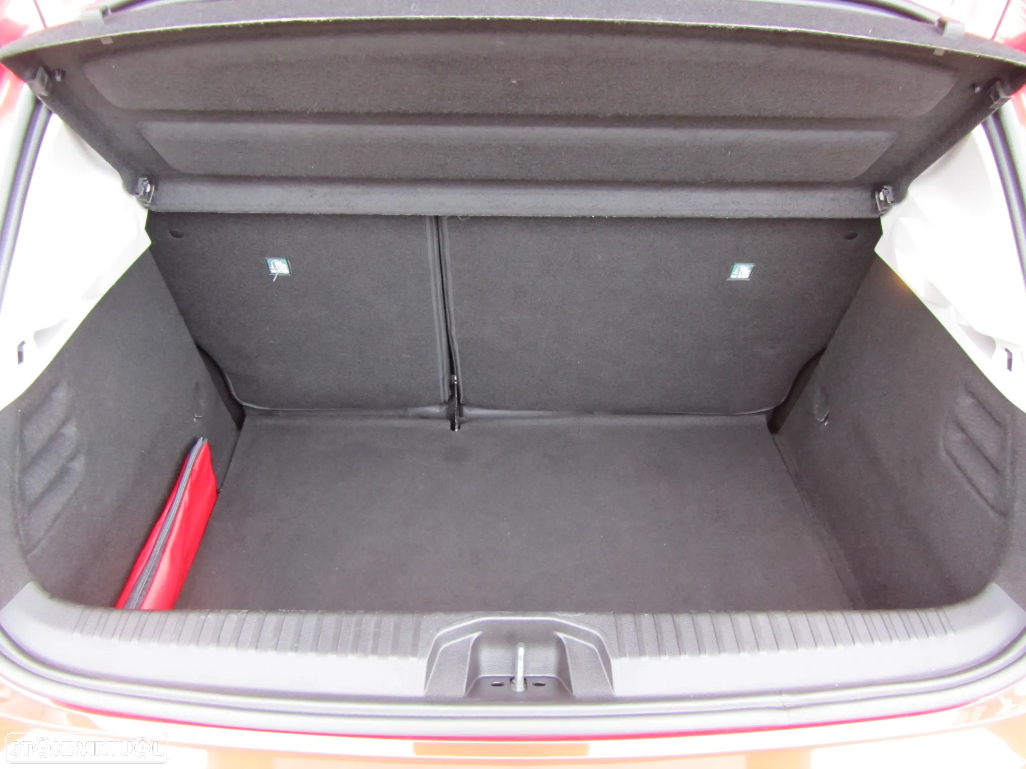 Renault Clio 1.0 TCe Limited - 23