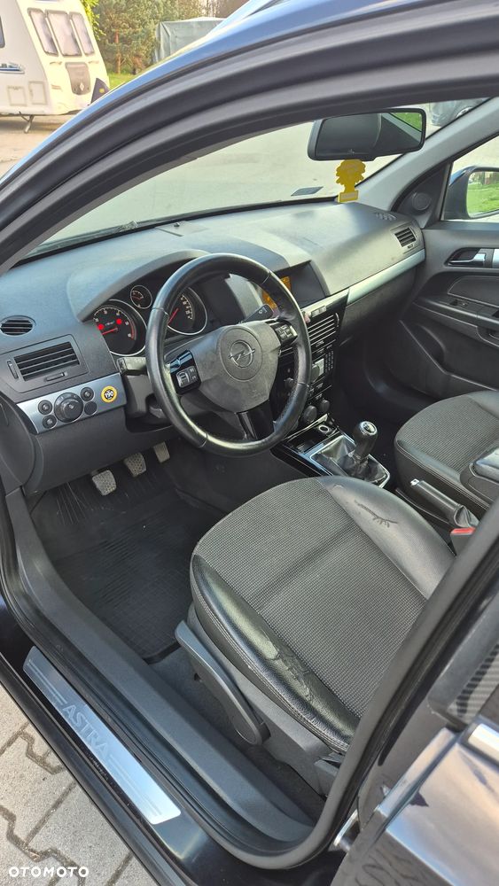 Opel Astra 1.7 CDTI DPF Cosmo - 5