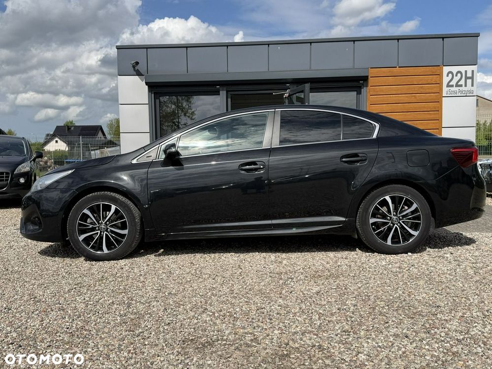 Toyota Avensis - 4