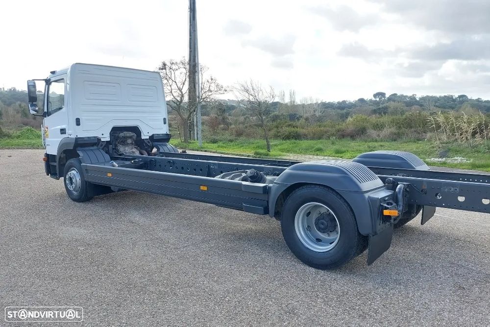 Mercedes Benz 15 toneladas - 1524 Atego - 4