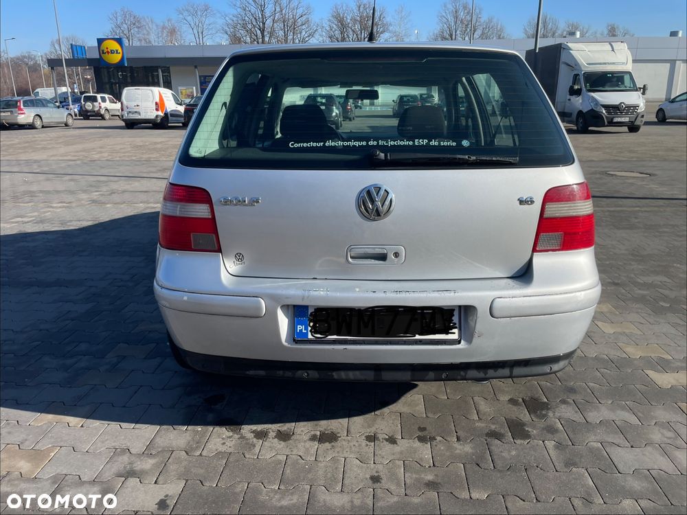Volkswagen Golf 1.6 Comfortline - 7