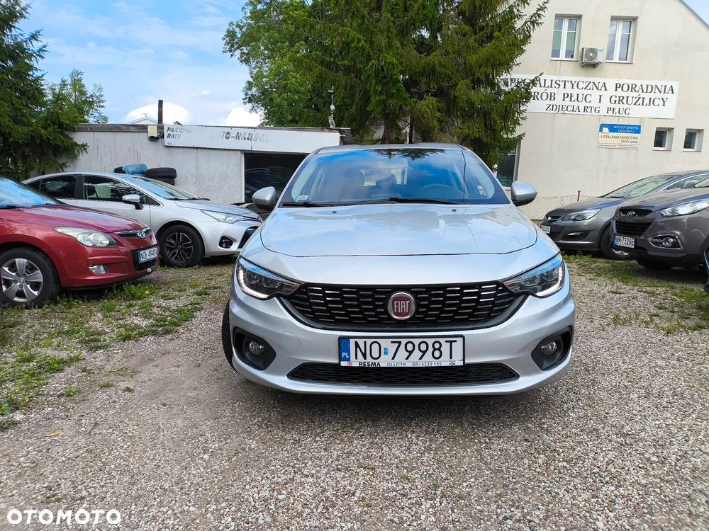 Fiat Tipo 1.4 16v Lounge EU6d - 2
