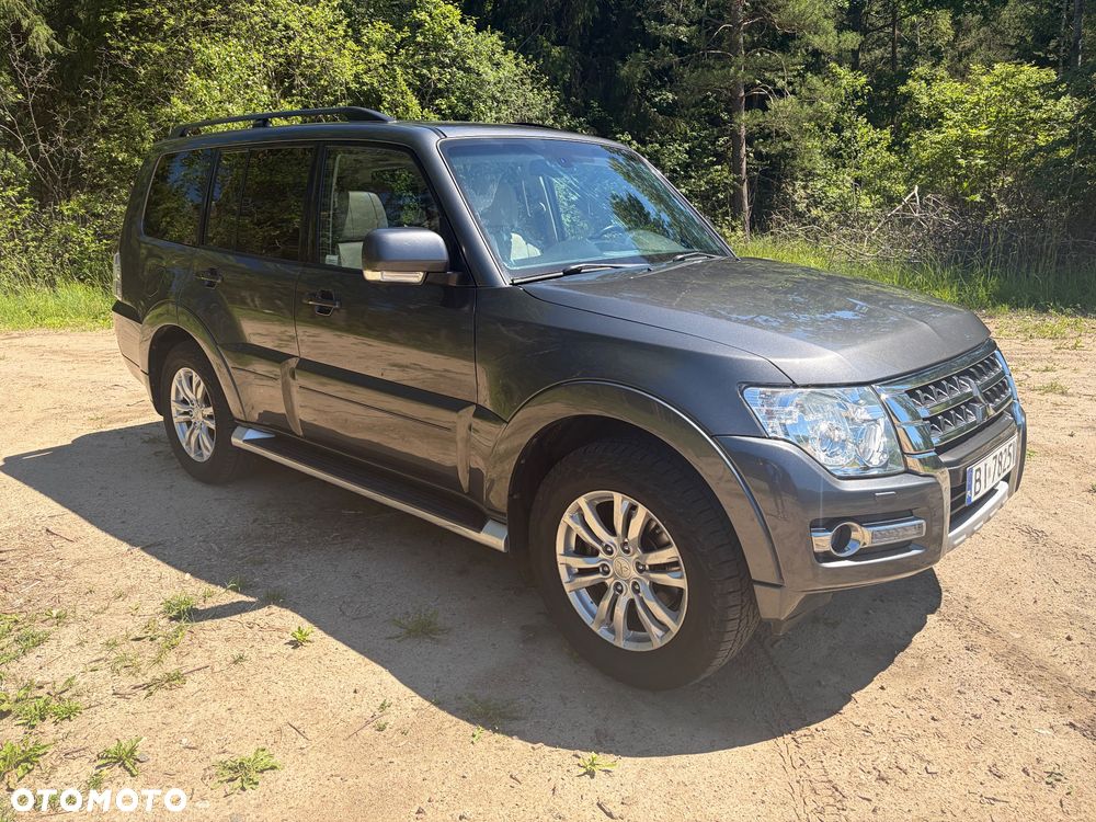 Mitsubishi Pajero - 4