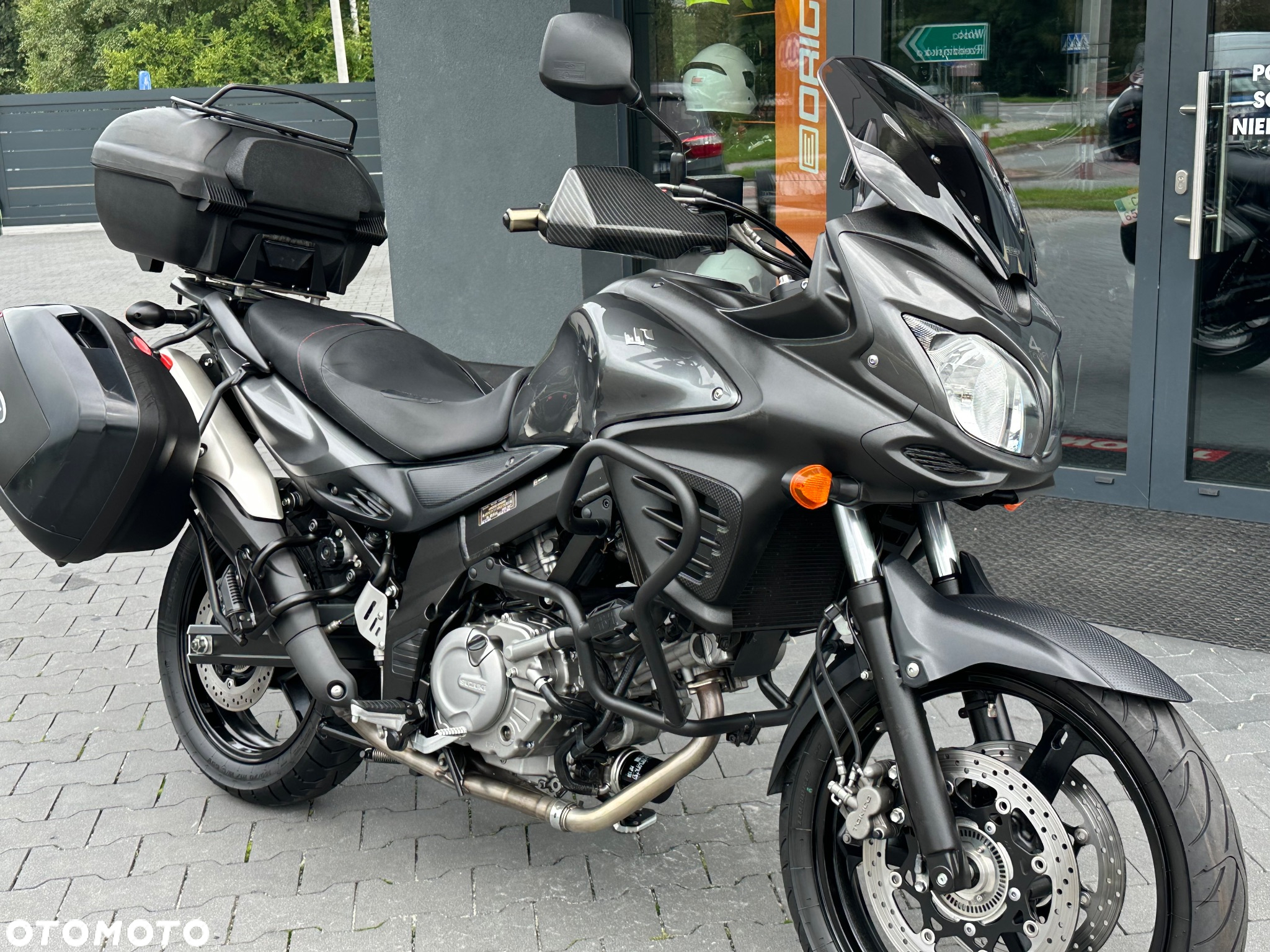 Suzuki V-STROM - 22