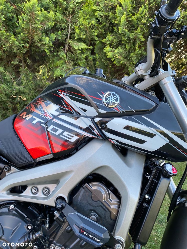 Yamaha MT - 11