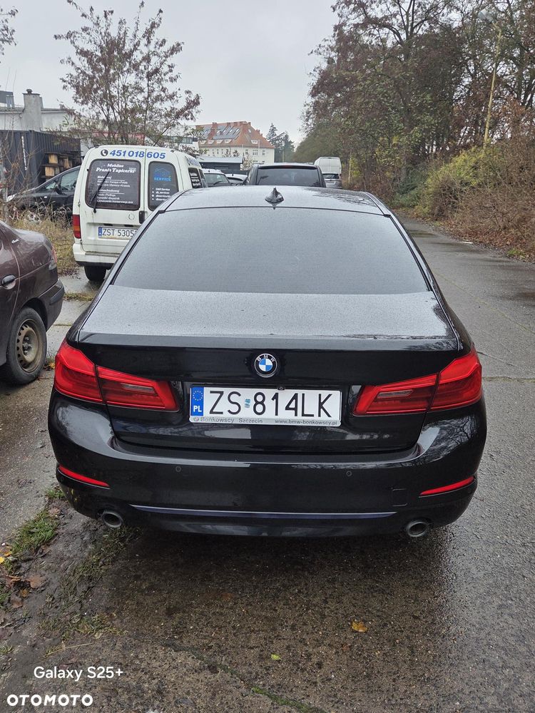 BMW Seria 5 520d Luxury Line sport - 8