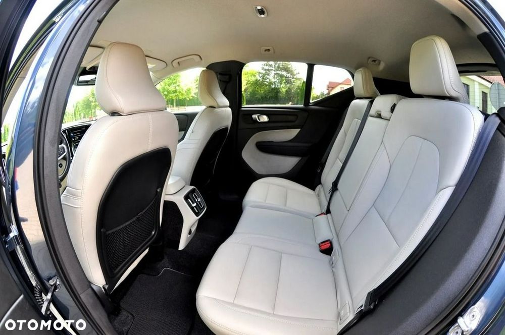 Volvo XC 40 D3 AWD Inscription - 22