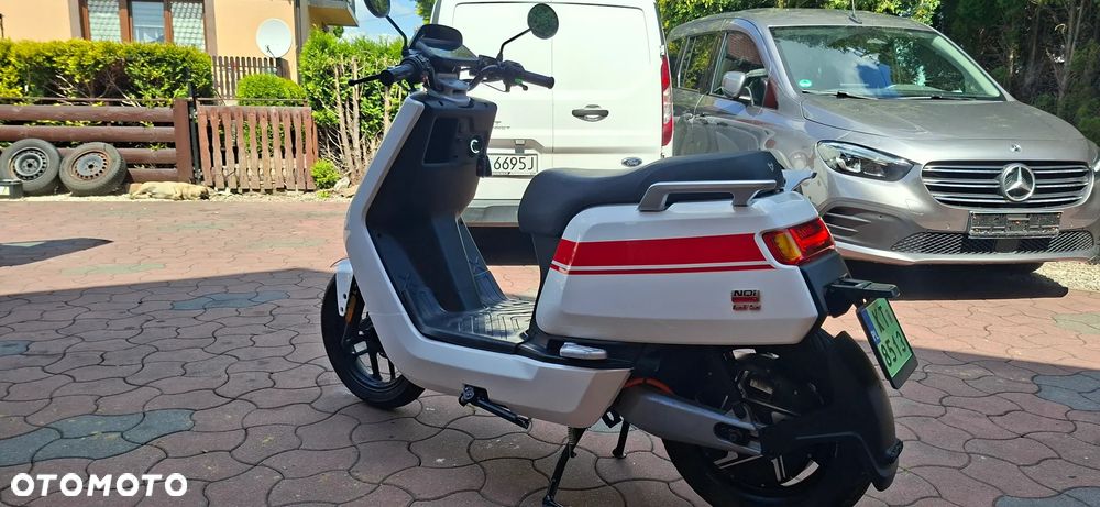 Niu NQI - 19
