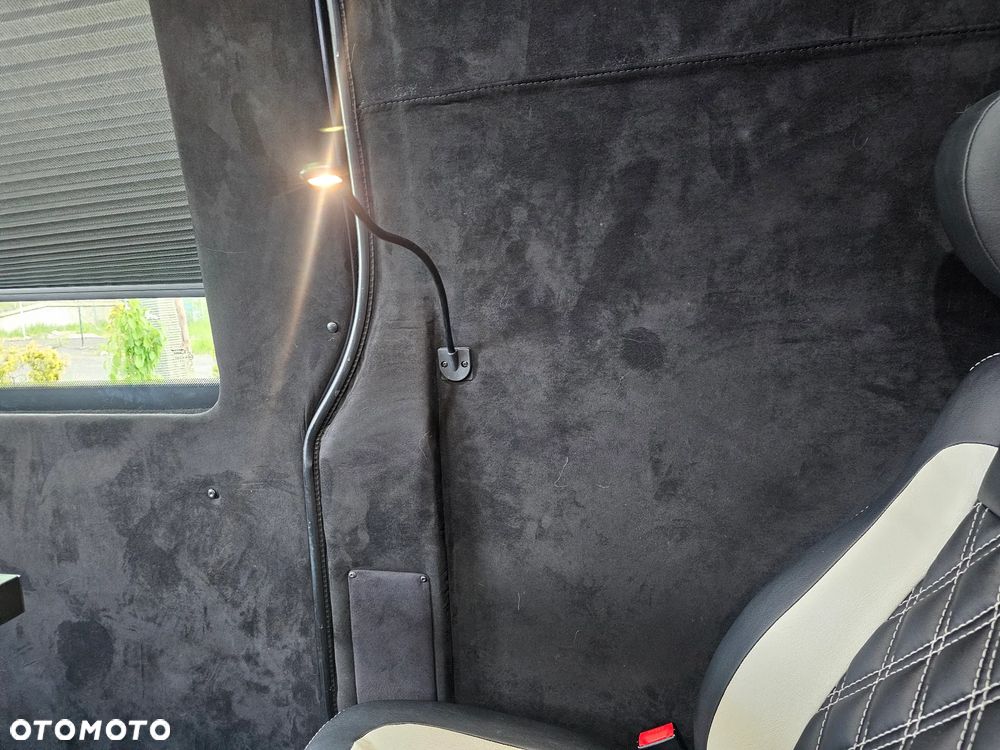 Mercedes-Benz SPRINTER - 12