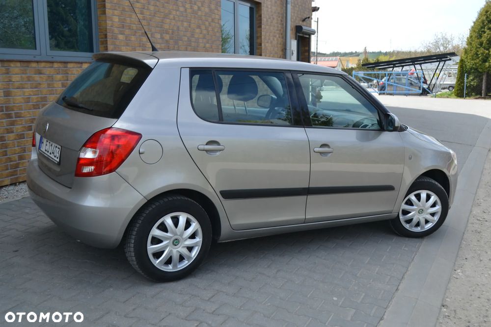 Skoda Fabia 1.4 16V Ambiente - 4