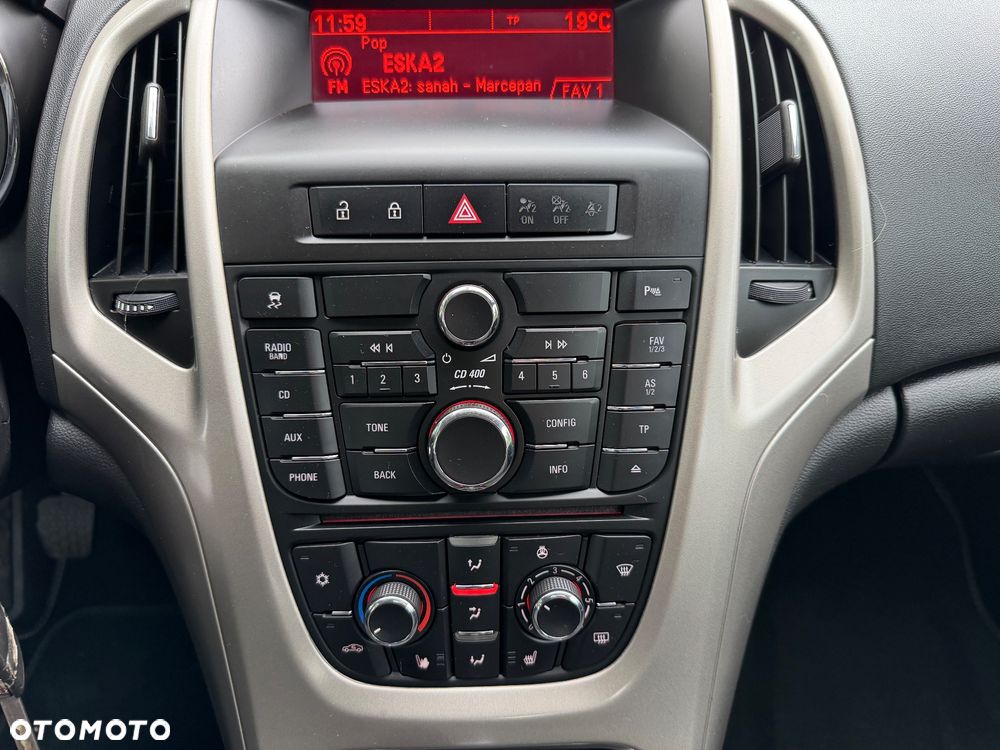 Opel Astra 1.4 Turbo - 21